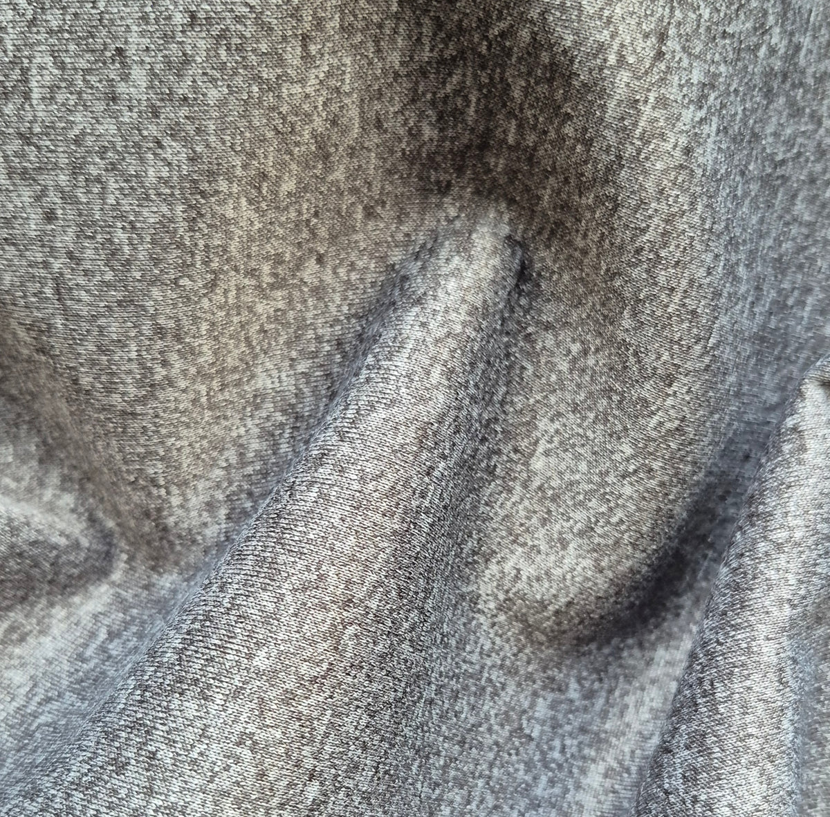 The Hybrid Jumper Graphite edition